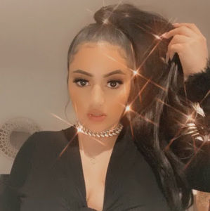 Meet your Posher, Celia